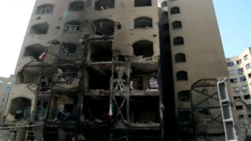 الولايات المتحدة تحذر المدنيين القريبين من المواقع العسكرية الإيرانية من خطر استهدافها