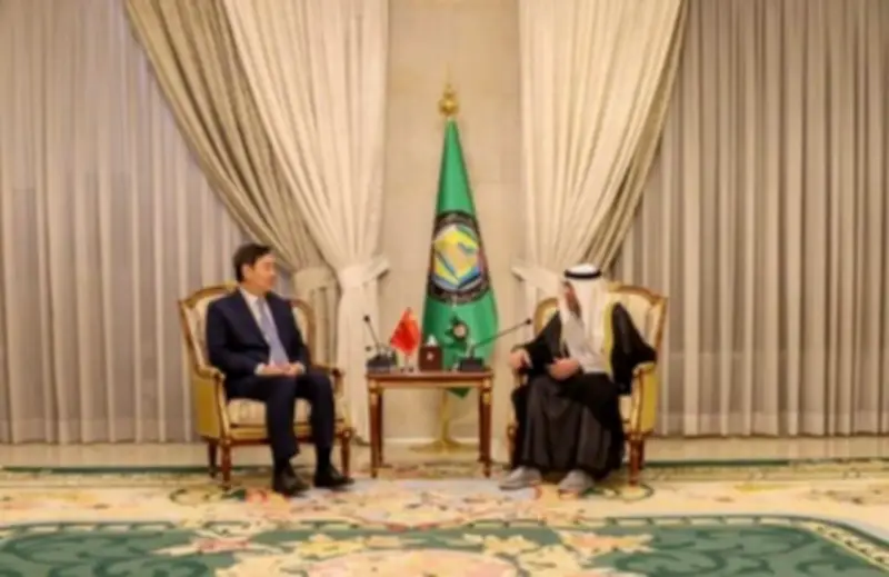 مجلس التعاون يثمن إدانة الصين للاعتداءات الإيرانية ويبحث القمة الخليجية الصينية المقبلة