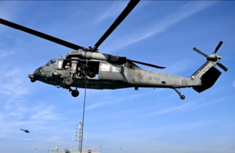 سقوط مروحية عسكرية إماراتية ومصرع طاقمها بسبب عطل فني في مهمة تدريبية