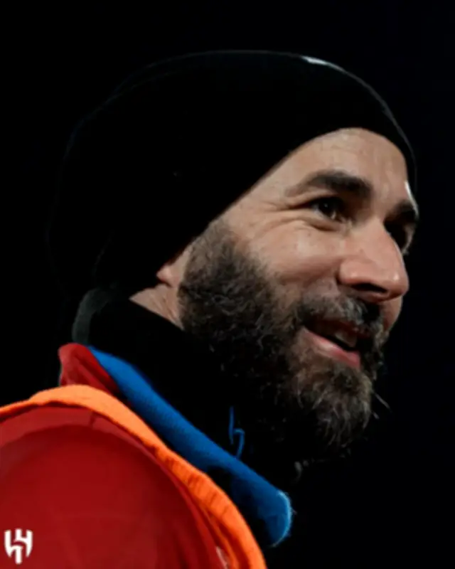 كريم بنزيما يقود تدريبات الهلال ويؤكد جاهزيته لمواجهة الفتح في الدوري السعودي