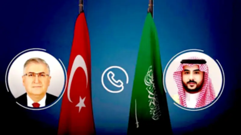وزيرا الدفاع السعودي والتركي يدينان الهجمات الإيرانية العدائية في اتصال هاتفي