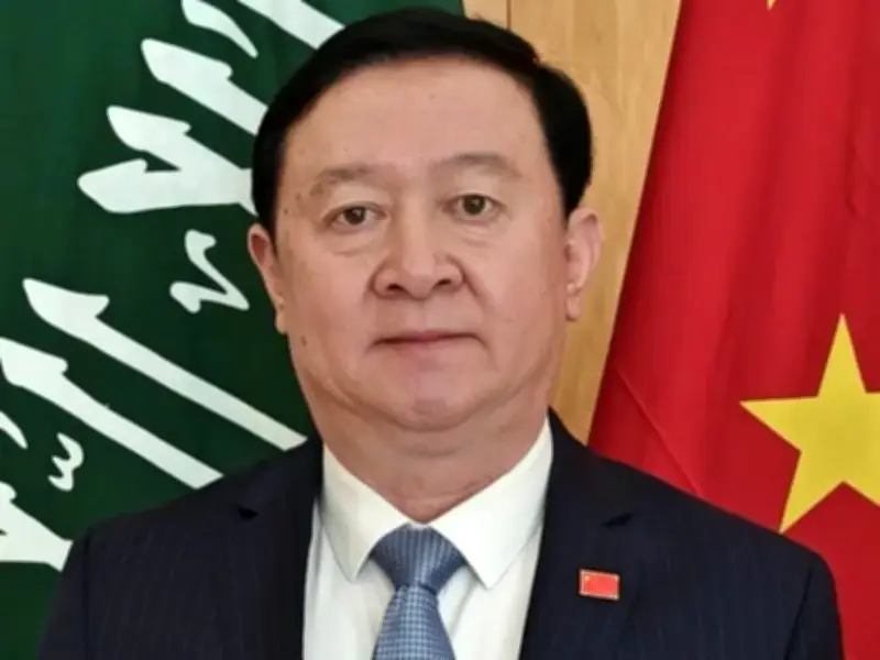سفير الصين بالرياض يشيد بالتعاون السعودي في إجلاء آلاف الصينيين ويؤكد استمرار دعم الوساطة الإقليمية