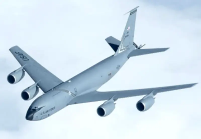 سقوط طائرة تزويد وقود أمريكية غرب العراق خلال عملية الغضب الملحمي