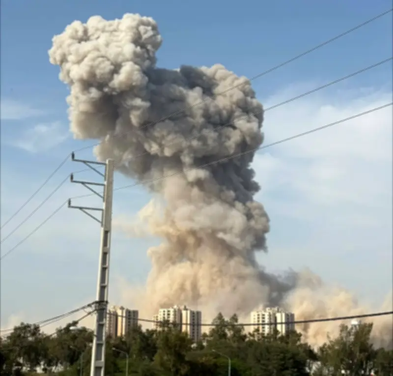 خيارات إيران المُرّة في مواجهة الحرب الأمريكية الإسرائيلية المتصاعدة