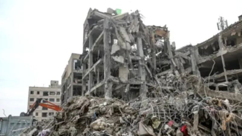 ترمب يعلن لقادة مجموعة السبع: إيران على وشك الاستسلام وسط تصاعد التوترات