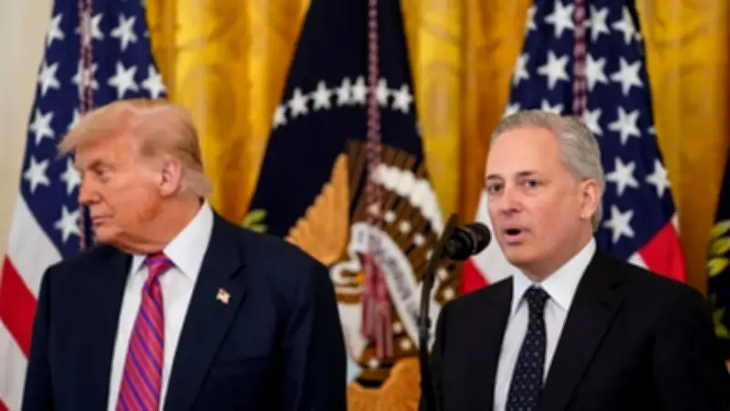 مستشار ترامب للذكاء الاصطناعي يحث على إعلان النصر والانسحاب من الحرب مع إيران