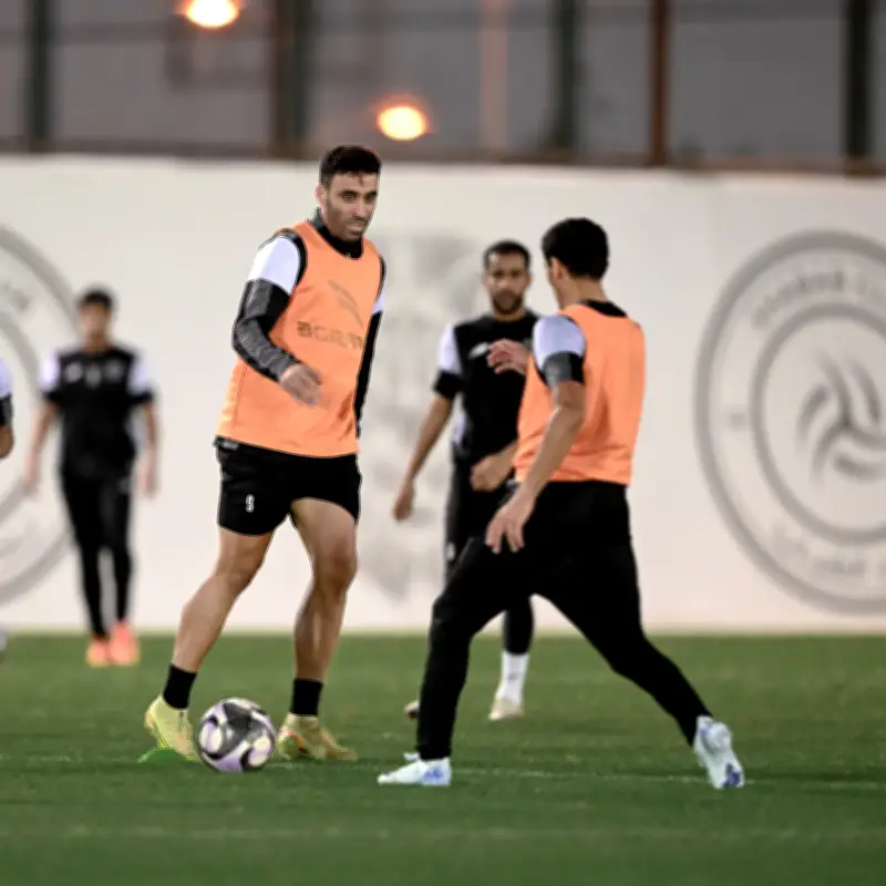 الشباب يستضيف الأخدود في جولة يوم العلم: صراع الهبوط والأمان في دوري المحترفين