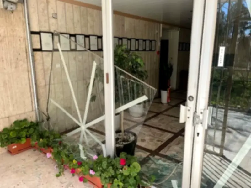 روسيا توقف عمل قنصليتها في أصفهان مؤقتاً بعد تضررها من الغارات الجوية