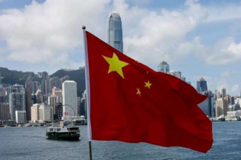 الصين تؤكد تواصلها مع جميع الأطراف بشأن مضيق هرمز وتدعو لخفض التصعيد في الشرق الأوسط