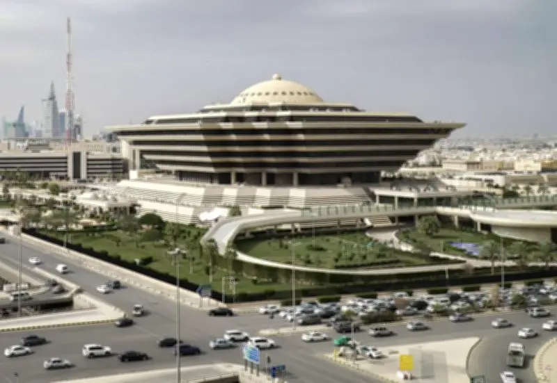 الداخلية السعودية تحذر من عقوبات صارمة لمخالفي أنظمة الإقامة والعمل