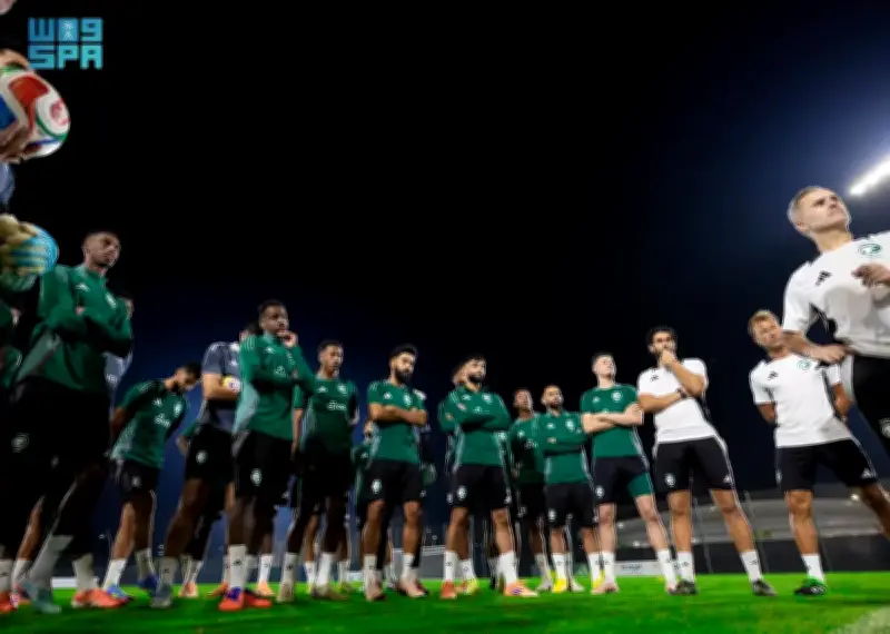 تغيير في خطة المنتخب السعودي: معسكر مارس ينتقل من الدوحة إلى جدة وصربيا