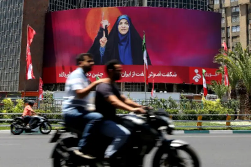 تقرير بي بي سي يكشف: كيف تتحكم وسائل الإعلام الإيرانية في سردية الحرب للمواطنين؟