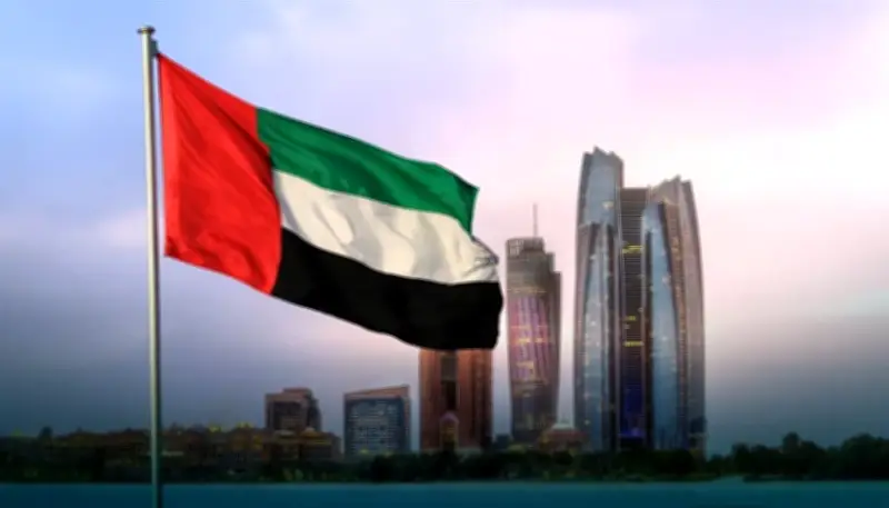 سقوط شظايا صاروخ معترض في بني ياس بأبوظبي يؤدي إلى وفاة شخص وإصابة آخرين