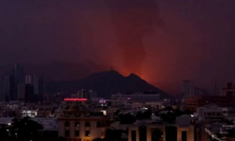 مقتل باكستاني في أبوظبي نتيجة شظايا صاروخ باليستي تم اعتراضه