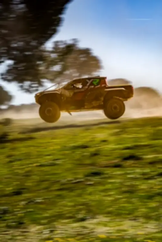 الراجحي يحقق إنجازاً تاريخياً في رالي البرتغال بتسجيل نقاط حاسمة