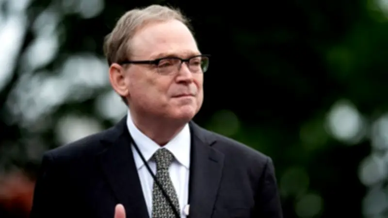 البيت الأبيض: تدفق النفط يتعافى عبر هرمز والحرب ستنتهي خلال أسابيع