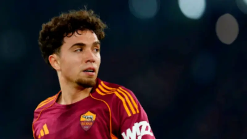 عصابة مسلحة تقتحم منزل نائل العيناوي لاعب روما في روما وتسرق مجوهرات ثمينة