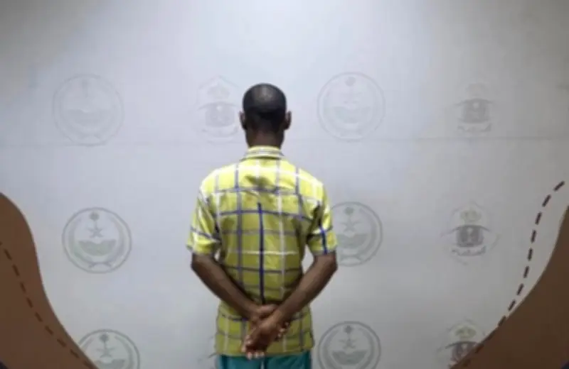 شرطة القصيم تضبط مقيمًا بنجلاديشيًا يمارس التسول وتوجهه للإجراءات النظامية