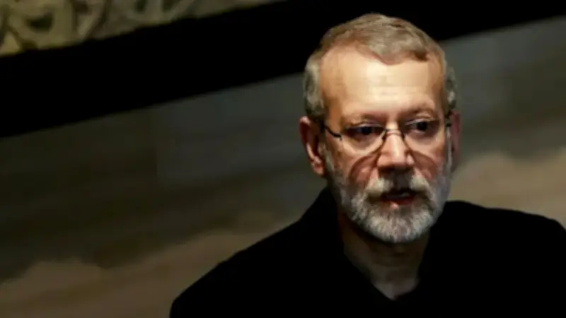 إيران تؤكد مقتل أمين مجلس الأمن القومي علي لاريجاني في ضربة جوية استهدفت طهران