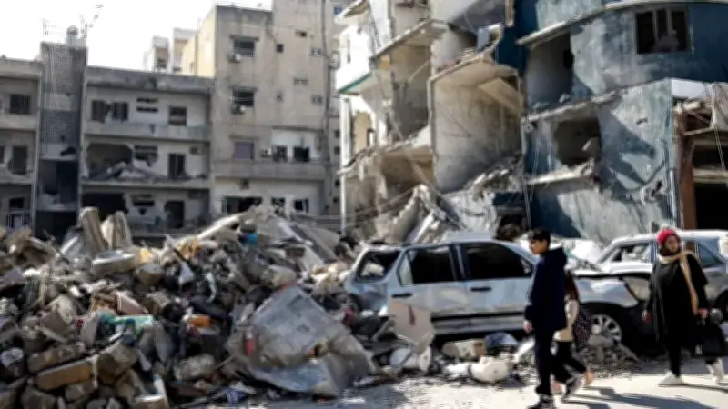 إسرائيل تصدر إنذاراً عاجلاً لإخلاء مدينة صور جنوب لبنان وسط مخاوف من تصعيد عسكري