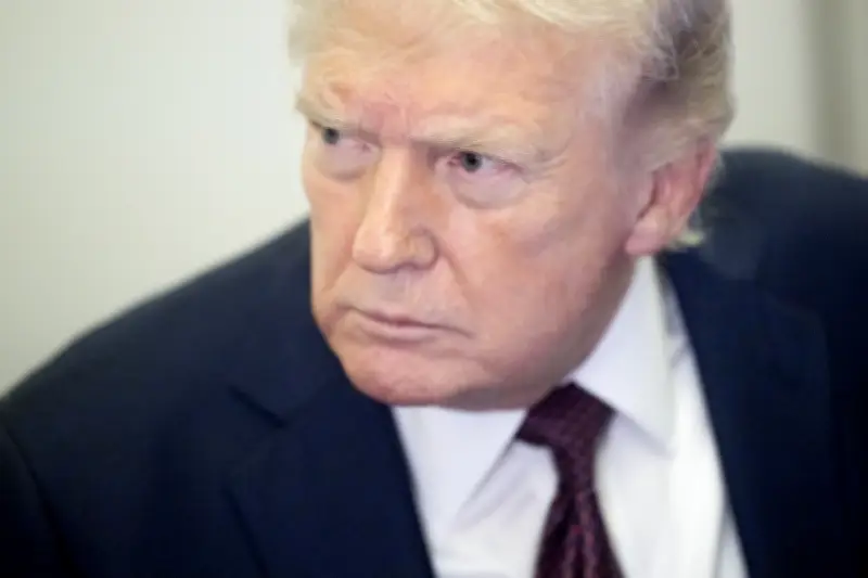 ترامب يوبخ الناتو لفشله في أزمة هرمز ويلوح بورقة الانسحاب من الحلف