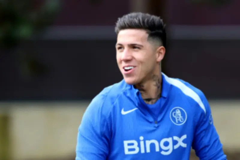 إنسو فرنانديز يلمح لمغادرة تشيلسي بعد خروج الفريق من دوري الأبطال