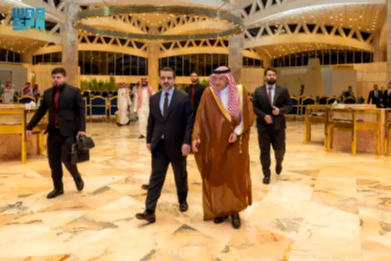 نائب وزير الخارجية السعودي يستقبل نظيره السوري في الرياض لتعزيز العلاقات الثنائية