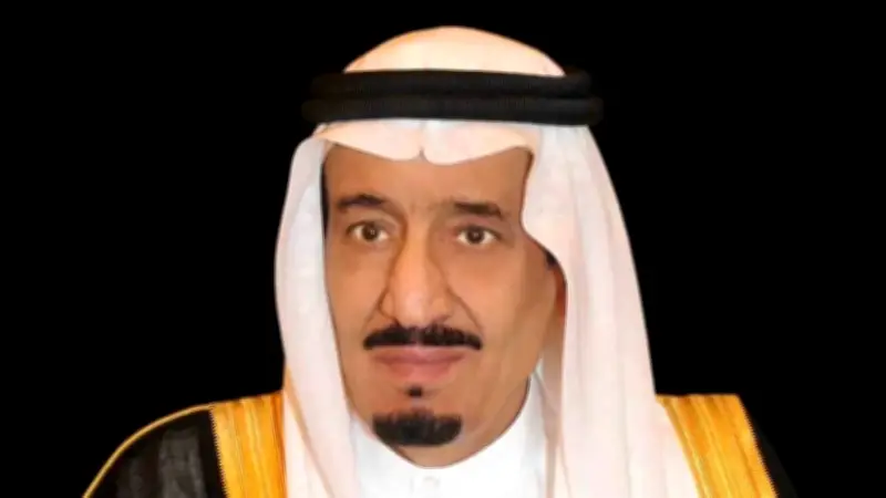 الملك سلمان يؤكد في عيد الفطر: المملكة تلتزم باحتواء الأزمات لتحقيق السلام العالمي