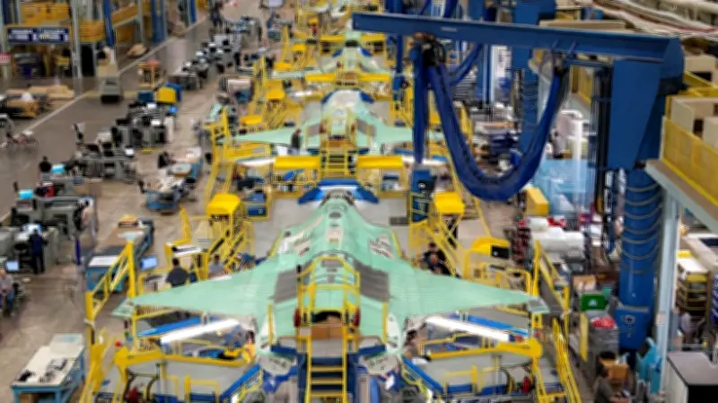 تقرير: إغلاق مضيق هرمز يهدد الصناعة العسكرية الأمريكية بأزمة إمدادات غير مسبوقة