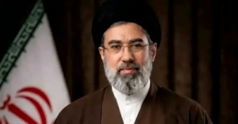 تسريبات استخباراتية: مجتبى خامنئي حيّ وسط صراع خفي على قيادة إيران