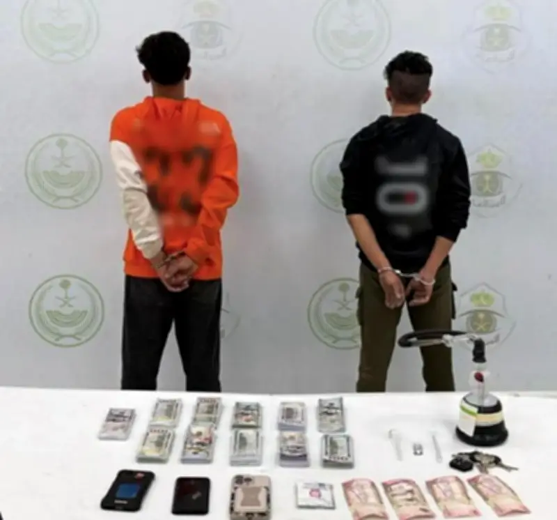 القبض على مقيمين سوريين بالرياض لإساءتهم لطفل وترويجهم للمخدرات