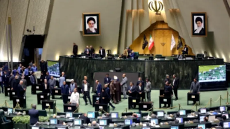 إيران تنفي إجراء أي مفاوضات مع الولايات المتحدة وتصف التقارير بـ'الأخبار المزيفة'