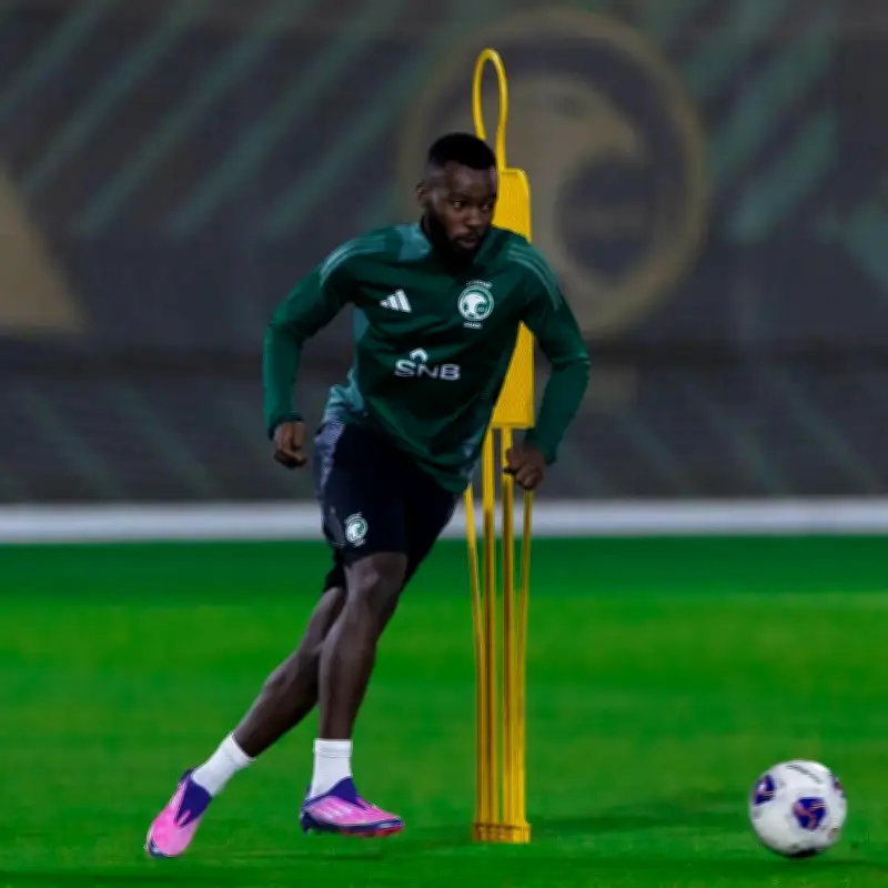 رينارد يستبعد حسان التمبكتي من معسكر الأخضر في جدة بعد تقييم طبي يثبت عدم جاهزيته