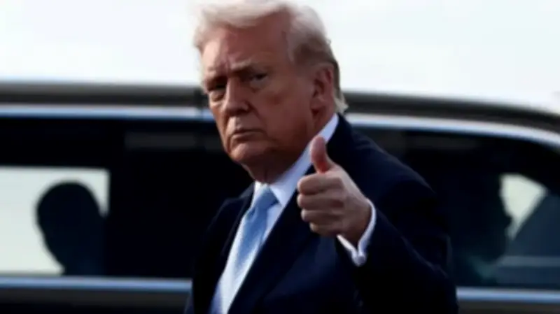 ترامب يعلن عن هدية نفطية إيرانية ويؤكد تدمير القدرات العسكرية الإيرانية