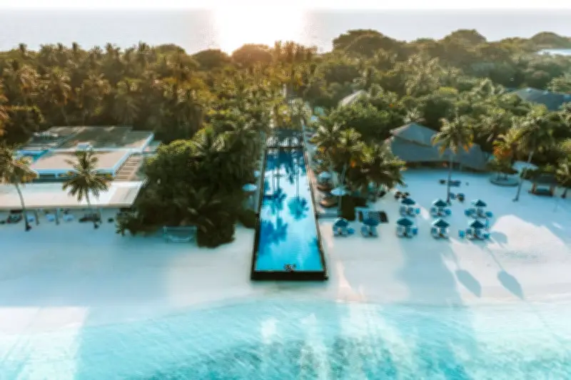 شاطئ الشعيبة وجهة سياحية واعدة على ساحل البحر الأحمر تجذب الزوار