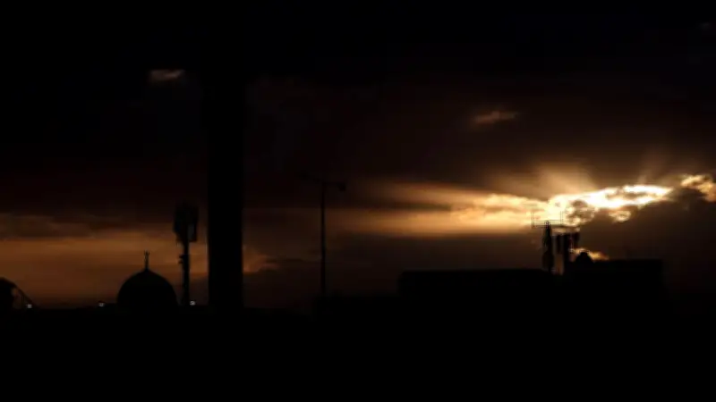 الخليج يرفض الحرب ويصر على احتواء التصعيد مع إيران لحماية استقراره ومصالحه الحيوية