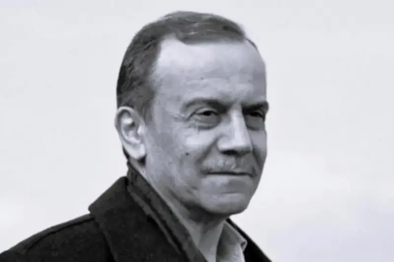 رحيل الفنان اللبناني أحمد قعبور: صوت "أناديكم" الذي ارتبط بقضايا الحرية والكرامة