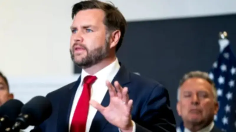 نائب الرئيس الأمريكي فانس يقود جهوداً دبلوماسية حاسمة لإنهاء الحرب مع إيران