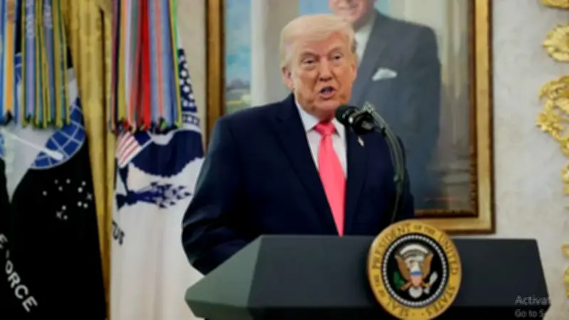 ترامب: العملية العسكرية الأمريكية في إيران تسير بشكل عظيم وتفاوض طهران يبحث عن اتفاق