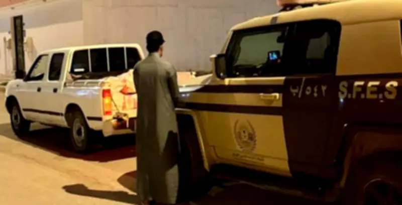 الأمن البيئي يضبط مخالفي نظام البيئة لنقل حطب محلي ورعي إبل في مواقع محظورة