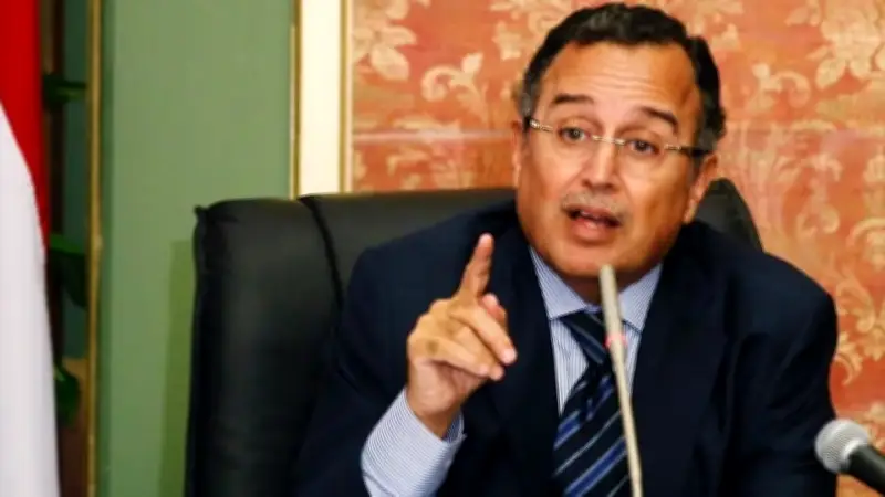 إجماع عربي في القاهرة: الجامعة العربية توافق على ترشيح نبيل فهمي أميناً عاماً