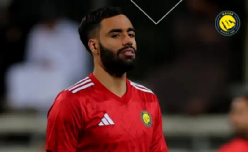 إصابة الرباط الصليبي تنهي موسم حارس النصر مبكراً وتعمق أزمة المرمى