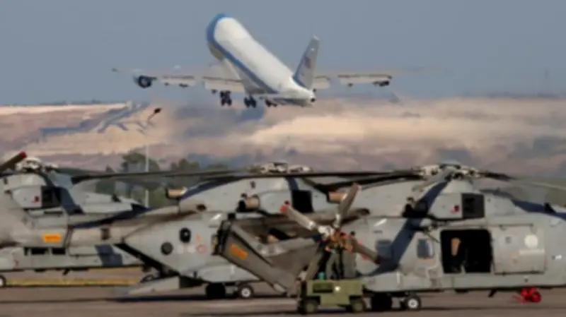 إيطاليا ترفض هبوط طائرات أمريكية في قاعدة سيجونيلا وتؤكد التزامها بالمعاهدات العسكرية