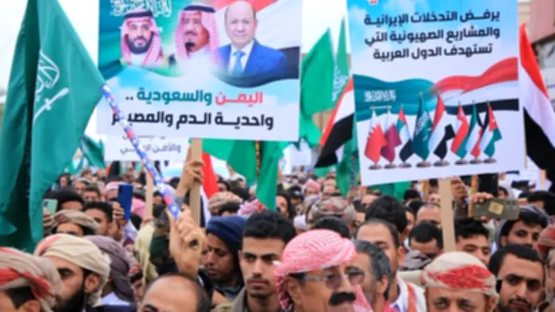 وزير الإعلام اليمني: الحشود الشعبية تؤكد عمق الأخوة مع السعودية ورفض النفوذ الإيراني
