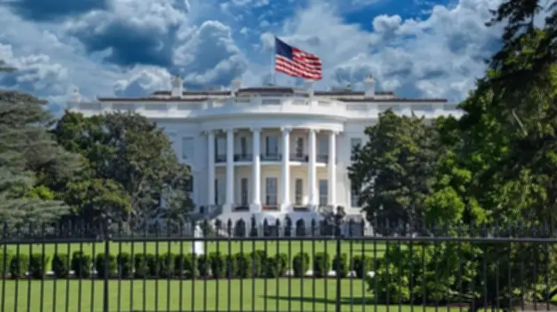 البيت الأبيض يؤكد جاهزية الجيش الأمريكي لمواجهة أي هجوم إيراني يستهدف الشركات في المنطقة