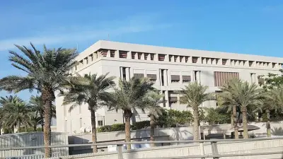 البحرين وقطر تتصديان للاعتداءات الإيرانية: تدمير 198 هدفاً جوياً وإخلاء محيط السفارة الأميركية