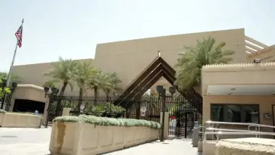 حريق في السفارة الأمريكية بالرياض بعد سماع دوي انفجارات وسط تصعيد عسكري إقليمي