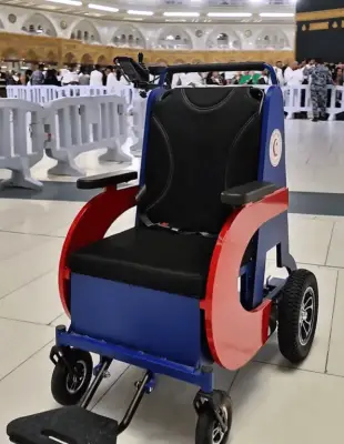 الهلال الأحمر يطلق اسم رفيعة على الكرسي الإسعافي الكهربائي في الحرمين