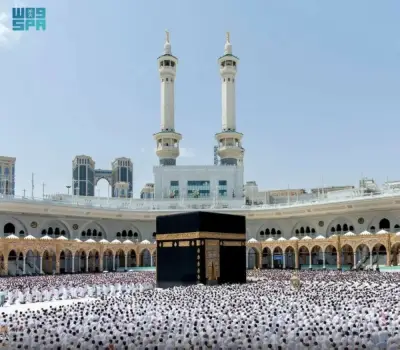 وزارة الحج والعمرة تعلن بدء حجز رحلات الحج للمقيمين داخل المملكة عبر تطبيق نُسُك