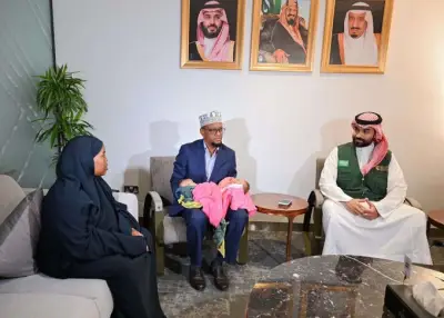 بدء عملية فصل التوأم الملتصق الصومالي رحمة ورملا في الرياض بنجاح